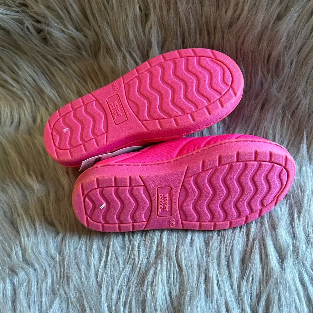 Wonder Nation Puffer Slippers Girl Size 9-10 Pink Plush Fuzzy Lined Shoes